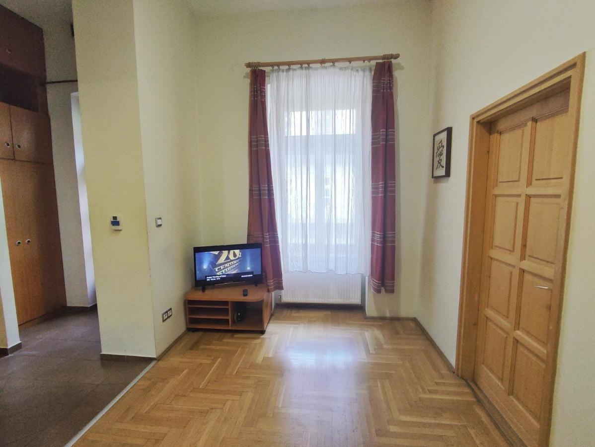 All In 10 Apartment, Bp Downtown Ac Budapest Ngoại thất bức ảnh